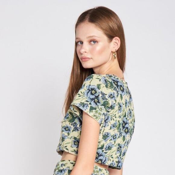 En Saison Passion Top Jacquard Vintage Floral Tapestry Short Sleeve Button NWT S - Picture 2 of 6